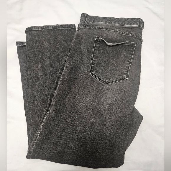 Kut From The Kloth Plus Size Distressed Straight Leg Jeans! - Picture 1 of 7